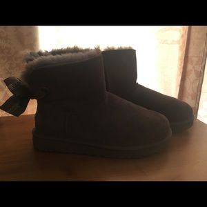 UGG Shoes - UGG ankle high winter boots UGG Shoes - UGG ankle high winter boots